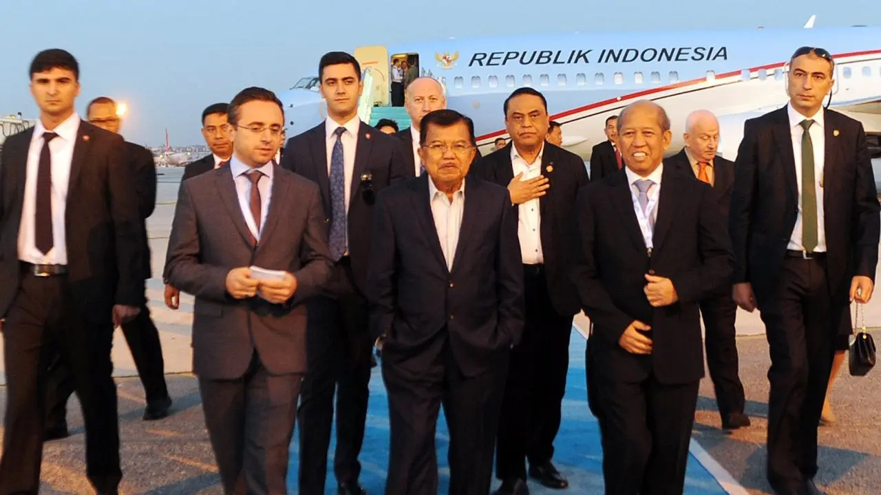 Jusuf Kalla tiba di Istambul. (Biro Pers Istana)