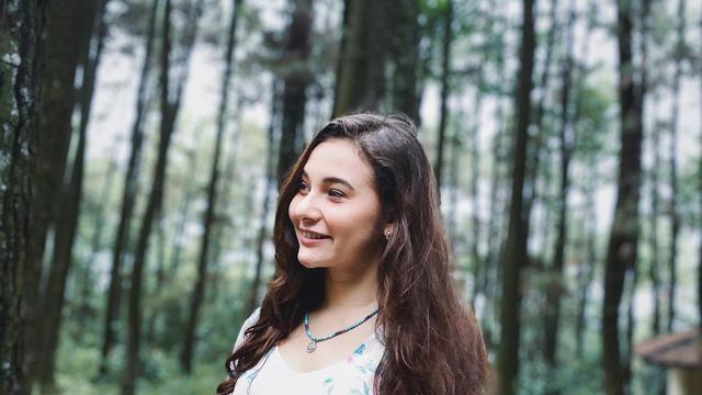 Pernah Alami Kecelakaan Sampai Trauma, Ini 6 Potret Terbaru Artis FTV Larasati Nugroho