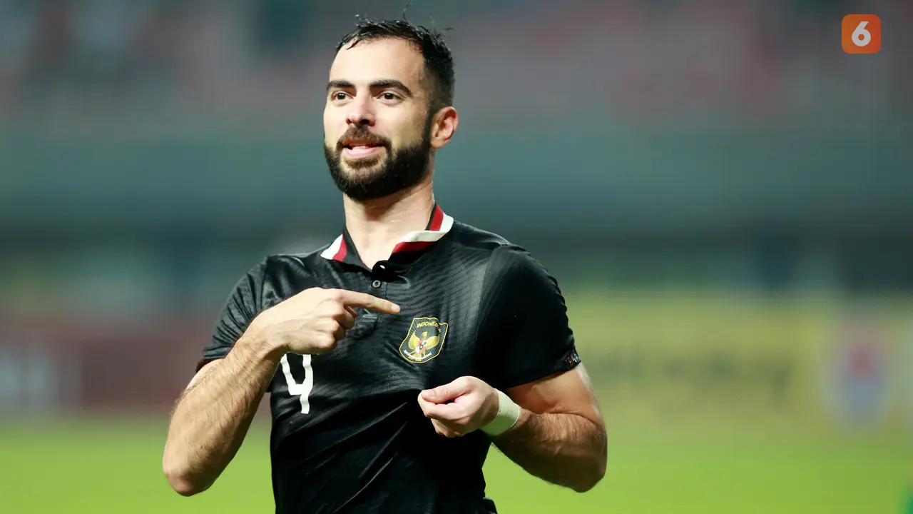 Foto: Melihat Aksi Duo Menara di Lini Pertahanan Timnas Indonesia