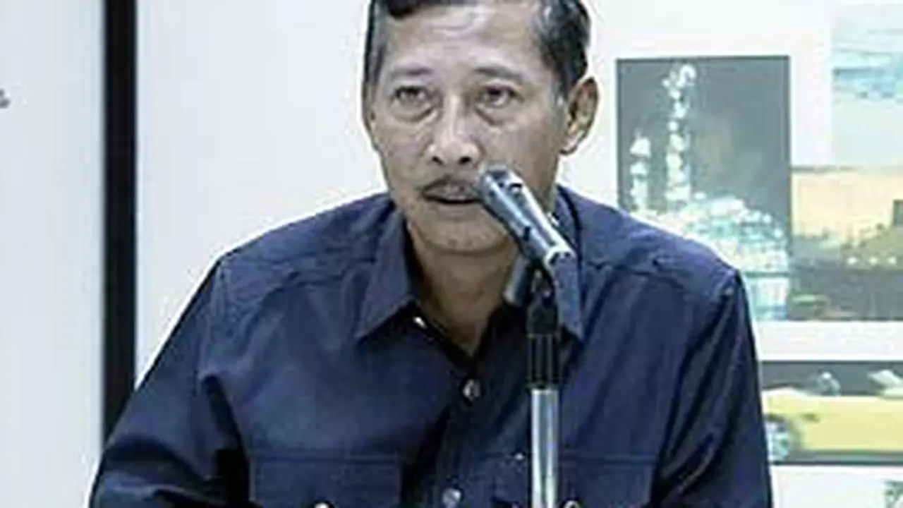 100904bBomMobil.jpg