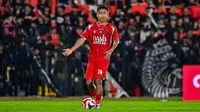 BRI Super League: Kolaps di Tengah Laga Persijap Vs Persebaya, Rahmat Hidayat Didiagnosis Terkena Hipoglikemia dan Hipokalemia