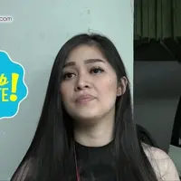 Tubuh Gracia Indri terlihat semakin gemuk. Kabarnya, ia tengah hamil muda. Tetapi kabar tersebut langsung dibantah oleh Gracia.