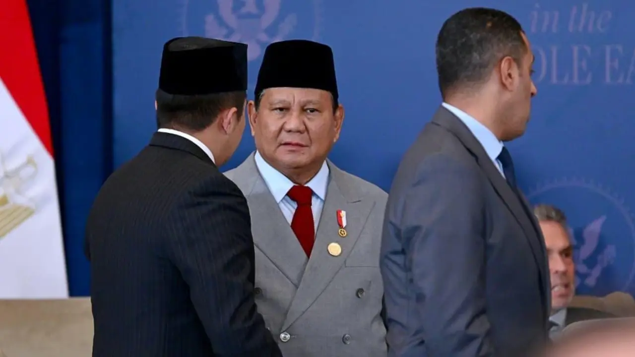 Presiden Prabowo Subianto saat menghadiri Konferensi Tingkat Tinggi (KTT) Perdamaian Gaza di Mesir.