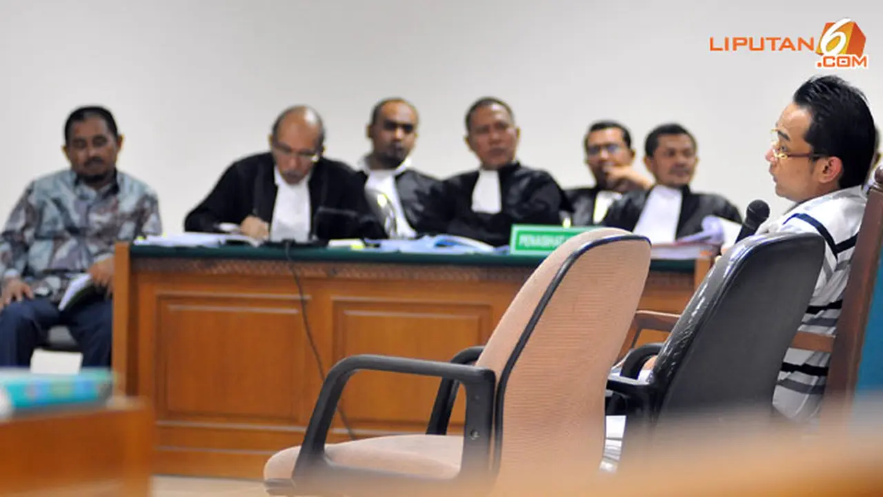 tudhi-luthfi-131007c.jpg