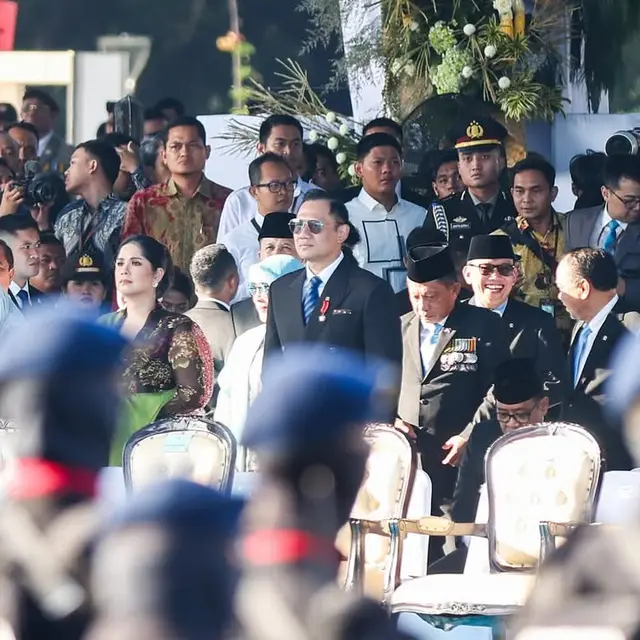 Detail Kebaya Floral Annisa Yudhoyono saat Hadiri HUT Bhayangkara/Instagram @agusyudhoyono