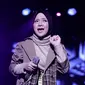 Nissa Sabyan saat bernyanyi menghibur penonton di Malaysia Sabtu (12/1/2019) kemarin. (dok. Instagram @sabyan_gambus/https://www.instagram.com/p/Bsikw0AFmJG/Esther Novita Inochi)