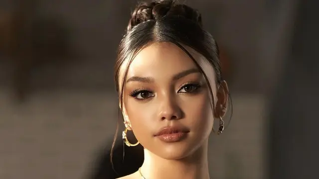 Profil Naura Ayu, Anak Baldy Mulya Putra dan Penyanyi Senior Riafinola Ifani Sari yang Multitalenta. (instagram/naura.ayu)