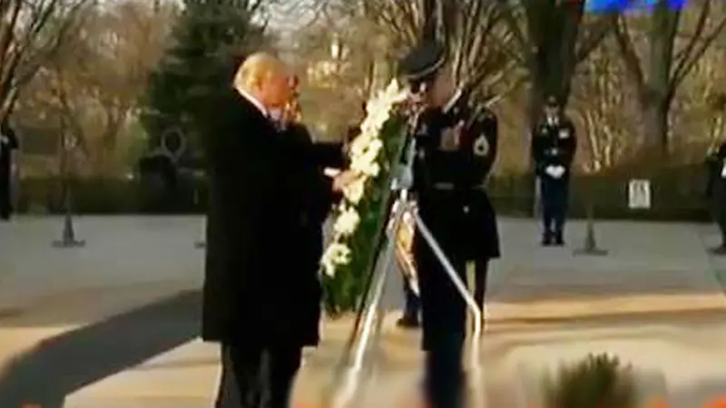 Segmen 3: Trump Beri Karangan Bunga di Makam Pahlawan Tak Dikenal