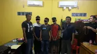 Tiga pemuda di Kabupaten Merangin, Jambi ditangkap polisi atas kasus laporan palsu. (Dok. Polres Merangin/Liputan6.com/B Santoso)