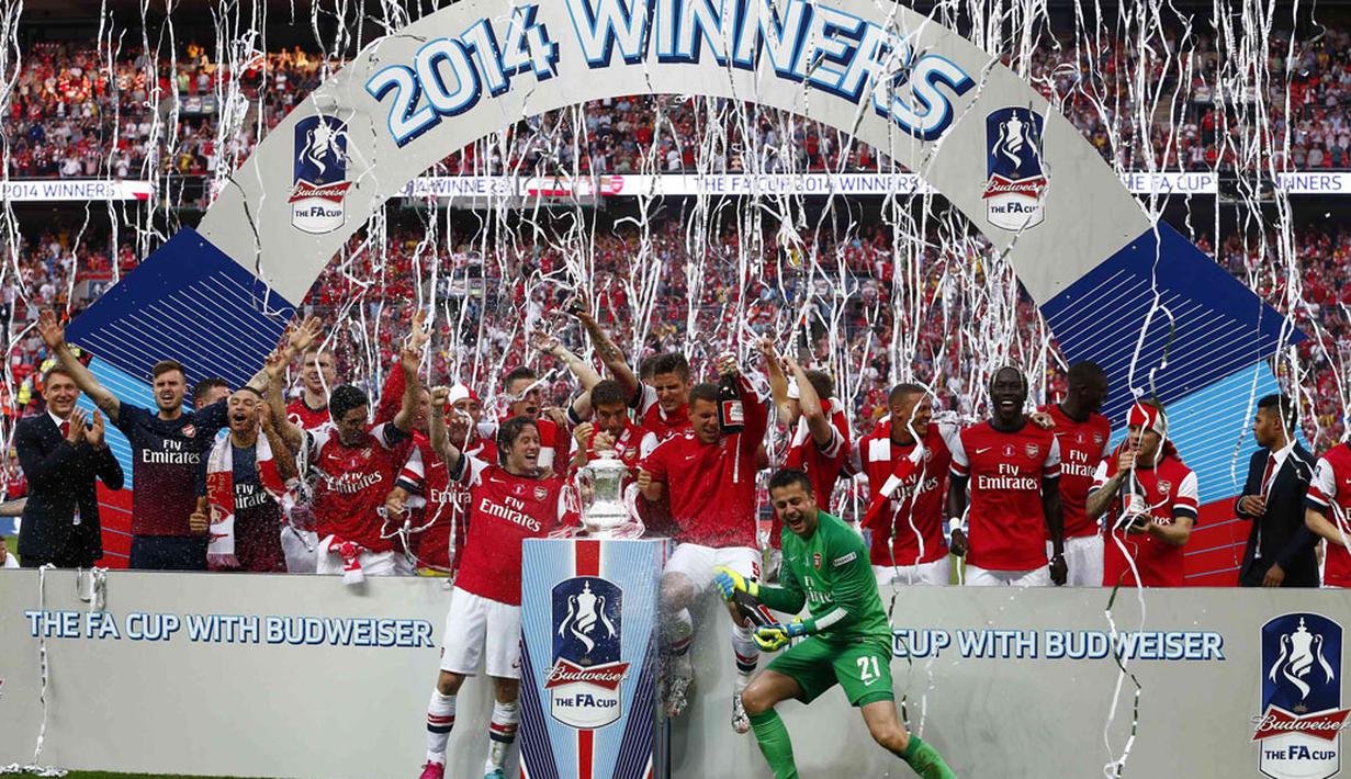 Arsenal sukses menjadi kampiun Piala FA usai membekuk Hull City 3-2 di Stadion Wembley, London, (18/5/2014). (REUTERS/Darren Staples)
