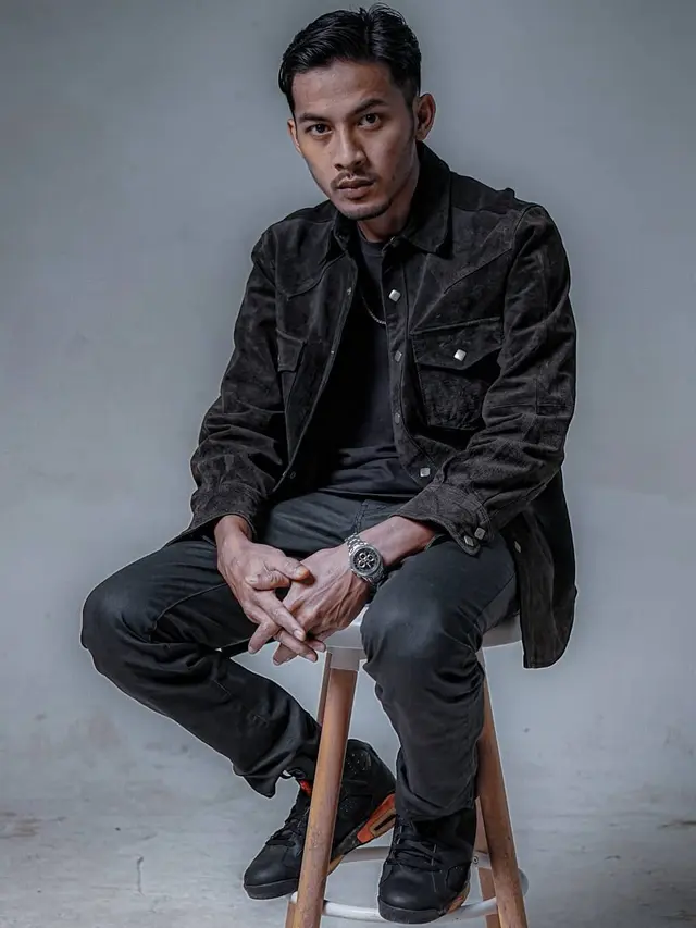 Aksara Dena.