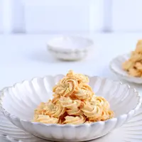 Resep Kue Sagu Semprit Ngeprul./Copyright shutterstock.com/g/IkaRahma