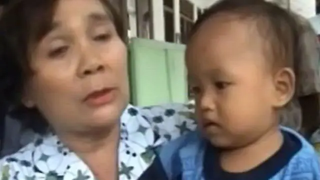 Bocah 1 Tahun Dibuang ke Pinggir Jalan