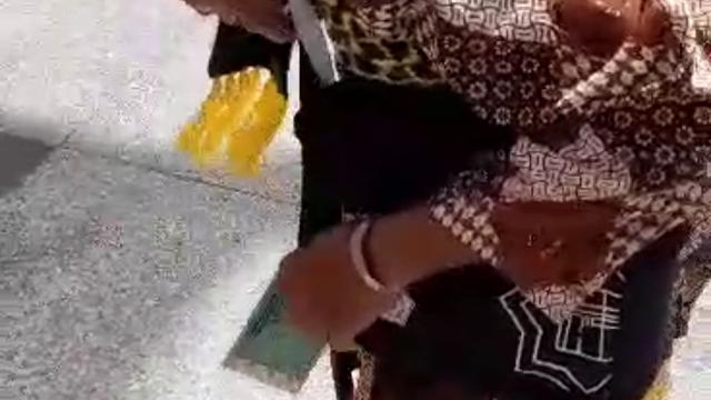 Mbah Muin, Jemaah Haji Lansia