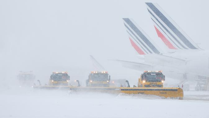 Badai Goretti Mengunci Eropa: Penerbangan dan Kereta Api Lumpuh Total