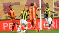 Fenebahce berhak menggenggam Piala Super Turki 2014 usai mengalahkan Galatasaray lewat drama adu penalti.