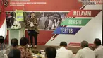 Menko bidang Pembangunan Manusia dan Kebudayaan (PMK) Puan Maharani memberikan sambutan dalam acara penyerahan secara simbolis Alat pengukur tekanan darah mandiri di Kementerian Menko PMK, Jakarta, Rabu (22/2). (Liputan6.com/Faizal Fanani)