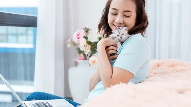 5 Zodiak yang Dikenal sebagai Cat Lover Sejati, Sampai Dianggap Keluarga Sendiri