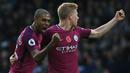 Gelandang Manchester City, Fernandinho, merayakan gol yang dicetaknya ke gawang West Bromwich pada laga Premier League di Stadion The Hawthorns, West Bromwich, Sabtu (28/10/2017). West Bromwich kalah 2-3 dari City. (AFP/Lindsey Parnaby)