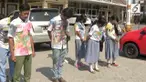 Menghindari tawuran dengan sekolah lain, polisi razia konvoi kelulusan pelajar yang akan keliling kota.