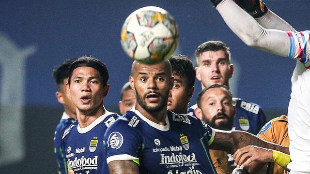 Foto: Tak Ada Pemenang di Laga Panas Persib Bandung Kontra Bali United di Grup C Piala Presiden 2022