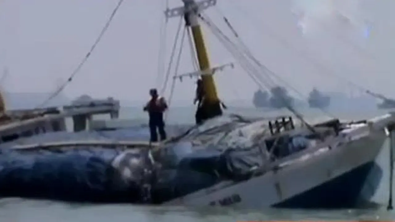  Kapal Motor Tenggelam 