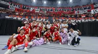Pemain Timnas Futsal Indonesia merayakan kemenangan atas Jepang pada semifinal Piala Asia Futsal 2026 di Indonesia Arena, Gelora Bung Karno, Senayan, Jakarta, Kamis (4/2/2026). Timnas Futsal Indonesia mencetak sejarah di Piala Asia Futsal 2026. (Bola.com/Bagaskara Lazuardi)