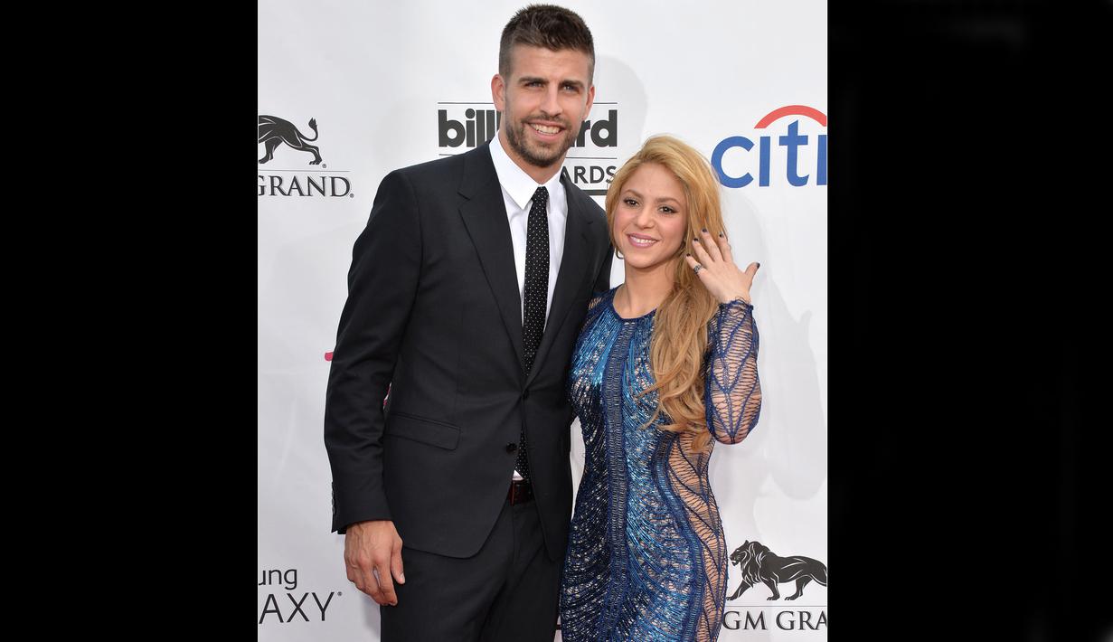 Namun keduanya mengumumkan perpisahan mereka di tengah tuduhan perselingkuhan pada Gerad Pique. Hubungan mereka sudah dikaruniai dua orang anak. Anak pertama bernama Milan lahir pada 22 Januari 2013 dan anak kedua bernama Sasha yang lahir pada 29 Januari 2015. (AFP/Getty Images/Frazer Harrison)