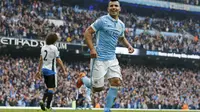 MENGESANKAN - Sergio Aguero tampil mengesankan dengan mencetak lima gol bagi Manchester City ke gawang Newcastle United. (Reuters / Carl Recine)