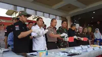 Aksi Kejar-kejaran Polisi dan Kurir Narkoba di Hutan