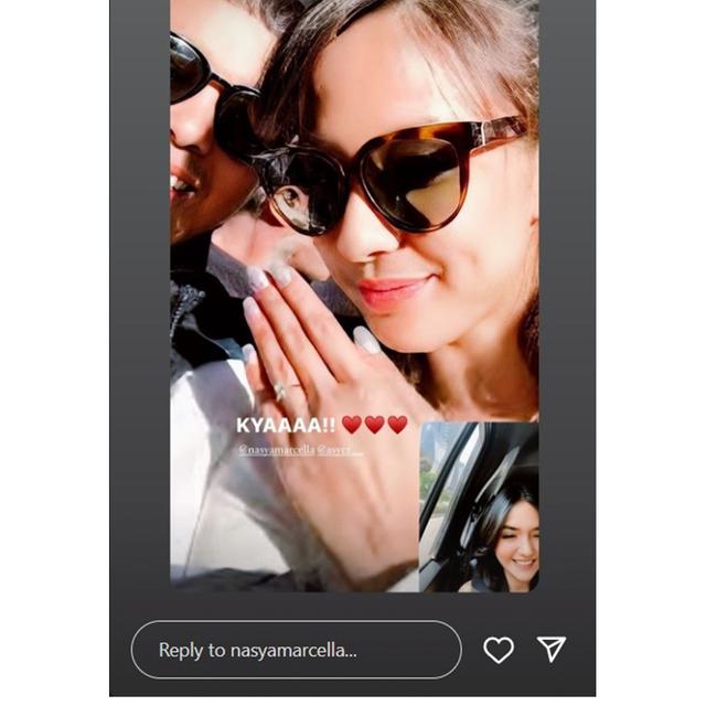 6 Potret Nasya Marcella 'Anak Langit' Dilamar Kekasih, Jarang Umbar Tiba-tiba Lamaran