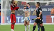 Di Balik Tradisi Bertukar Jersey, Ada Kisah yang Sudah Berusia Hampir Seabad