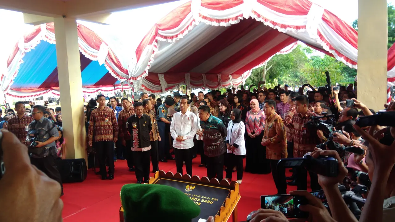 Presiden Jokowi resmikan Pasar Rakyat Maros
