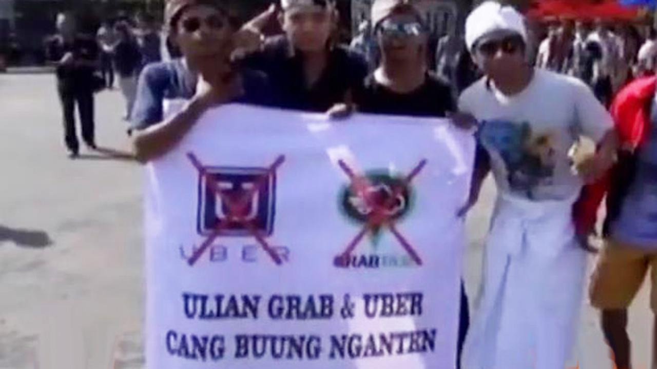 VIDEO: Angkutan Online Dilarang di Bandung dan Bali