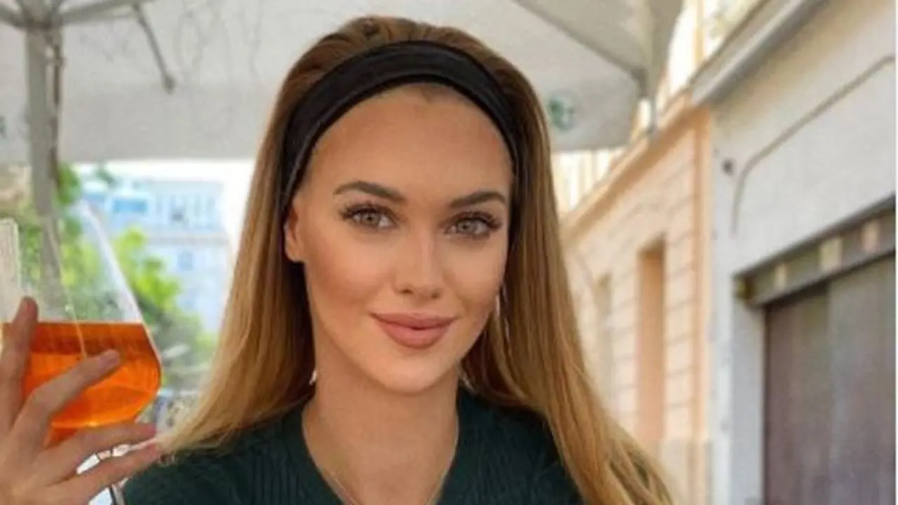 Model Slovakia Dianggap Terlalu Cantik, Sering Dihujat dan Disangkan Robot