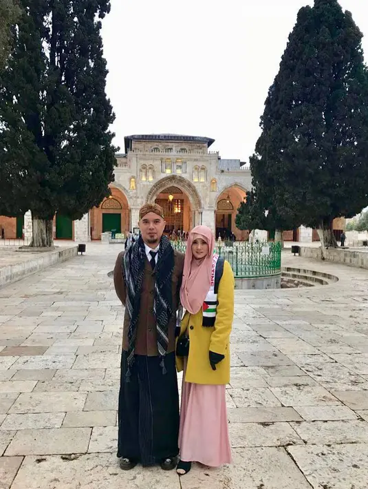 (Instagram/mulanjameela1)