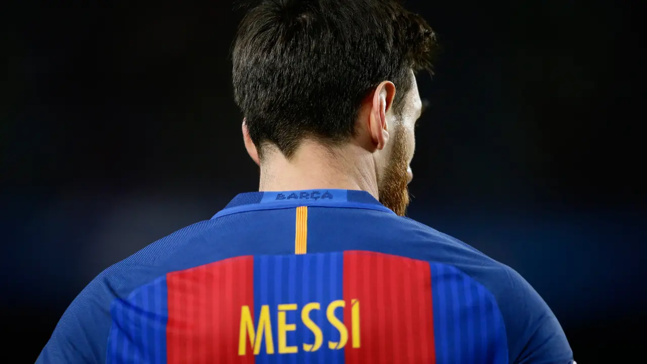 FIFA Cabut Sanksi Messi, Vidal Meradang