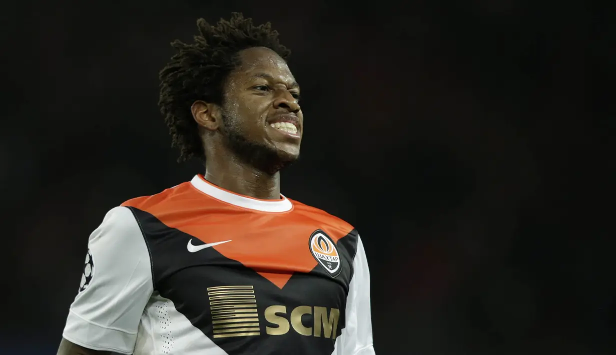 5. Fred (Shakhtar Donetsk) - Diberitakan ESPN, Manchester City akan coba menawar gelandang asal Brasil ini 40 juta poundsterling. CEO Manchester City, Khaldoon Al Mubarak, akan menjadikannya pengganti dari Yaya Toure. (AFP/Kenzo Tribouillard)