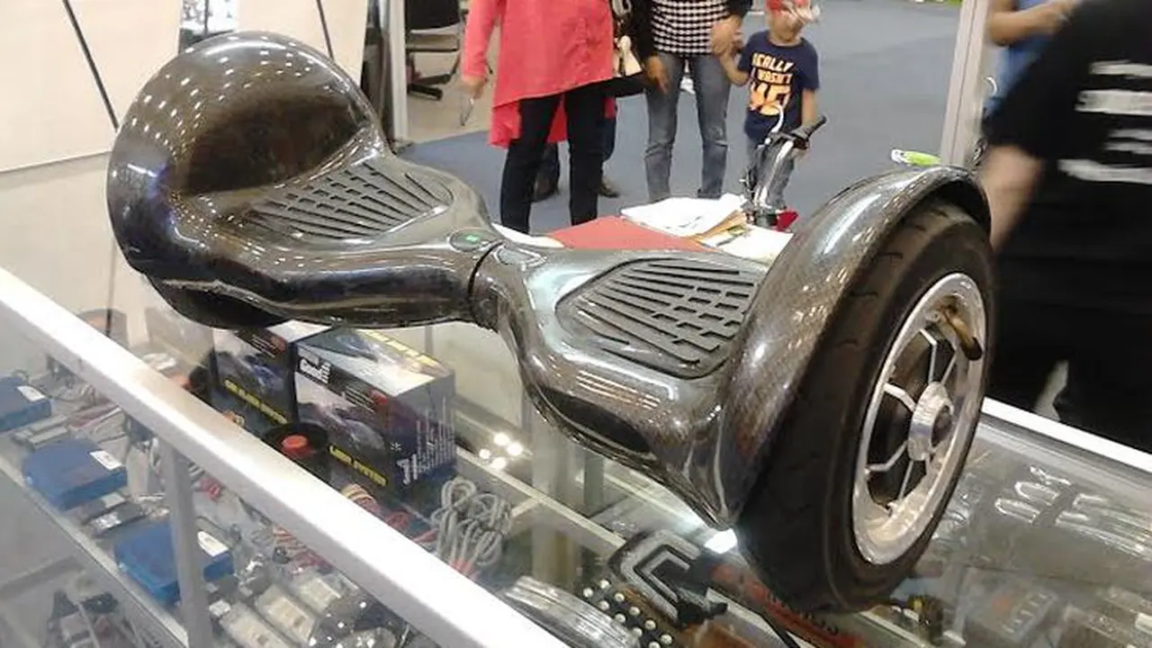 Smart Balance Wheel Curi Perhatian Pengunjung GIIAS 2015