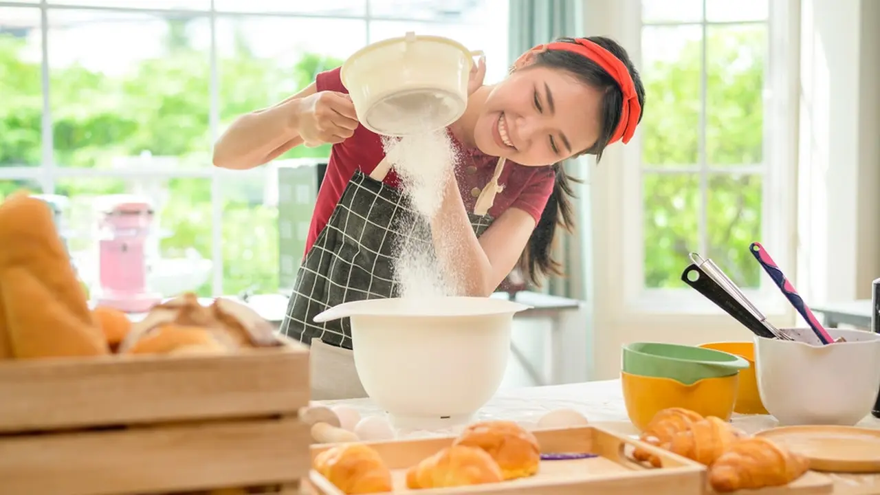 Cara Mengatasi Adonan Roti yang Lengket karena Terlalu Lama Diistirahatkan