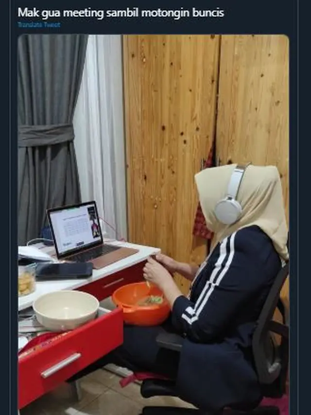 5 Potret Kocak Orang Ikut Rapat Online Sambil Masak Ini Bikin Ketawa