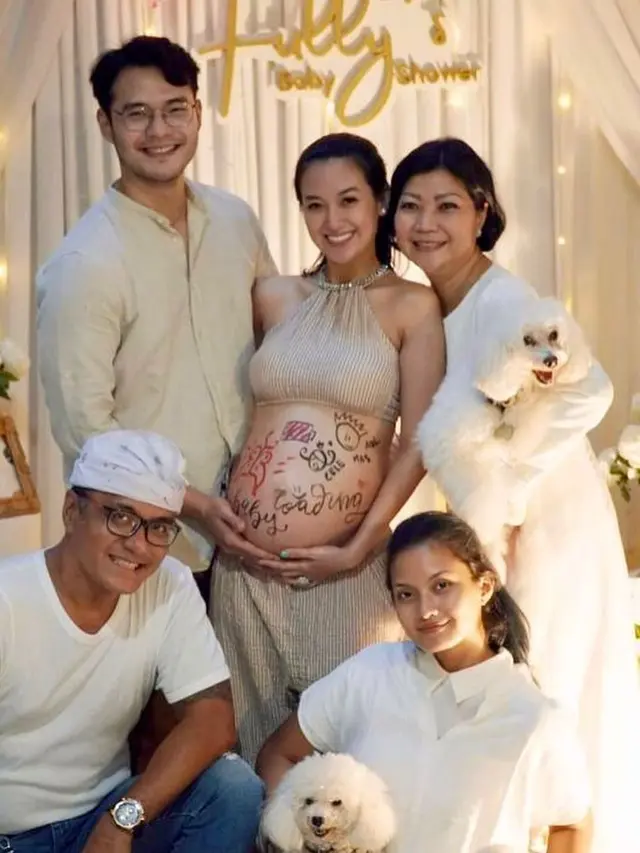 7 Momen Seru Baby Shower Sylvia Fully, Penuh Haru Bahagia