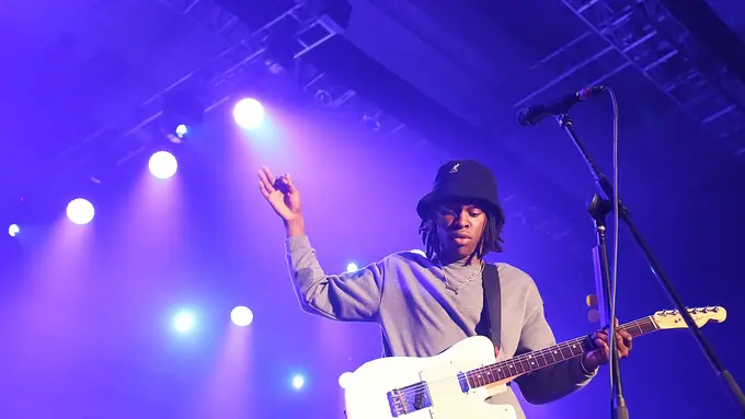 [Bintang] Daniel Caesar