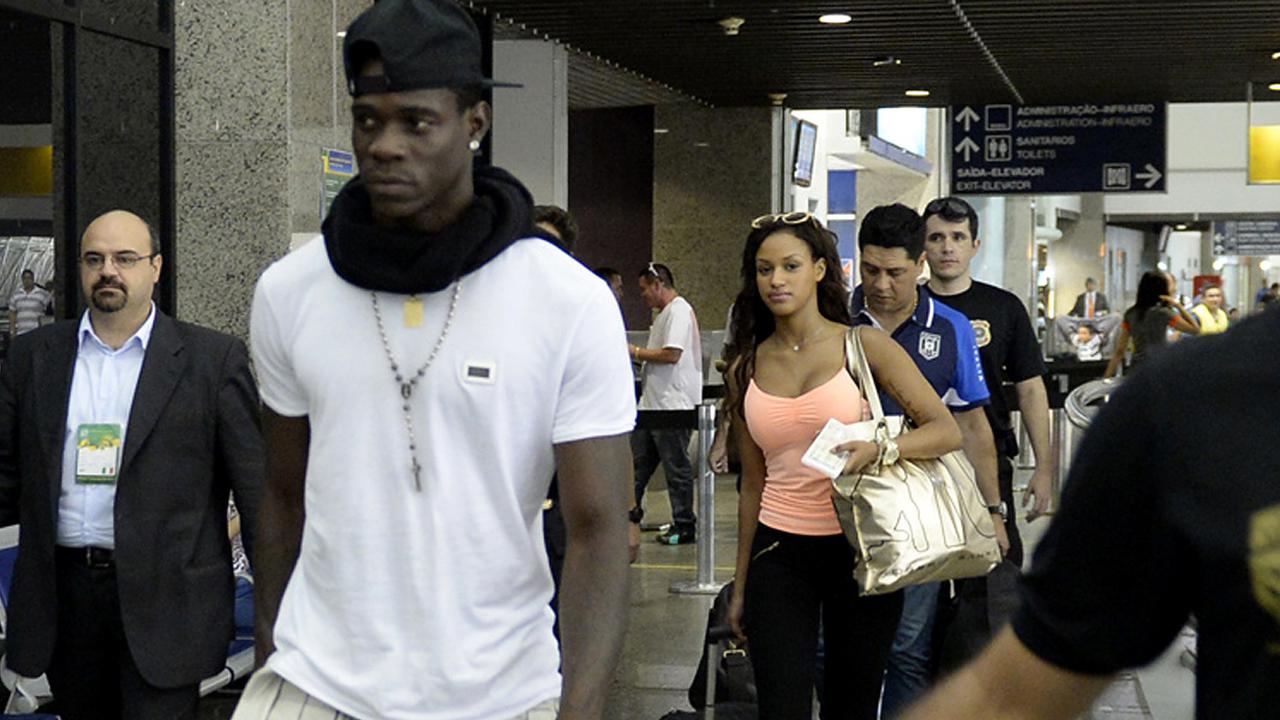 Mario Balotelli dan Fanny Neguesha.