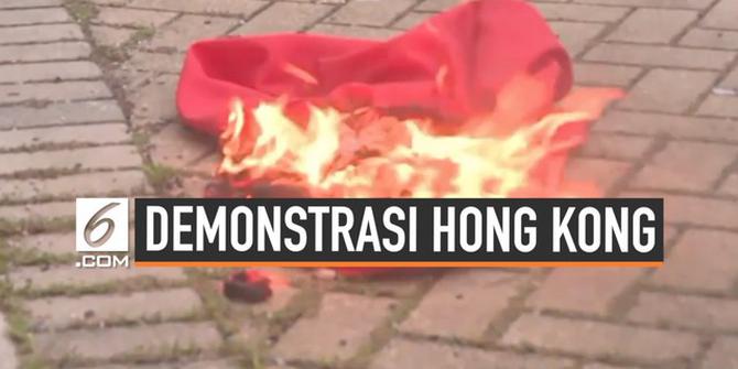 VIDEO: Demonstran Hong Kong Bakar Bendera China