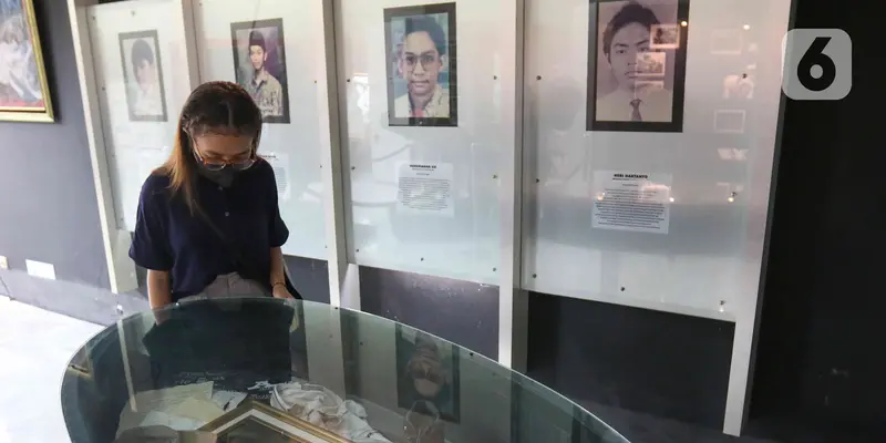 Mengunjungi Museum Tragedi 12 Mei 1998