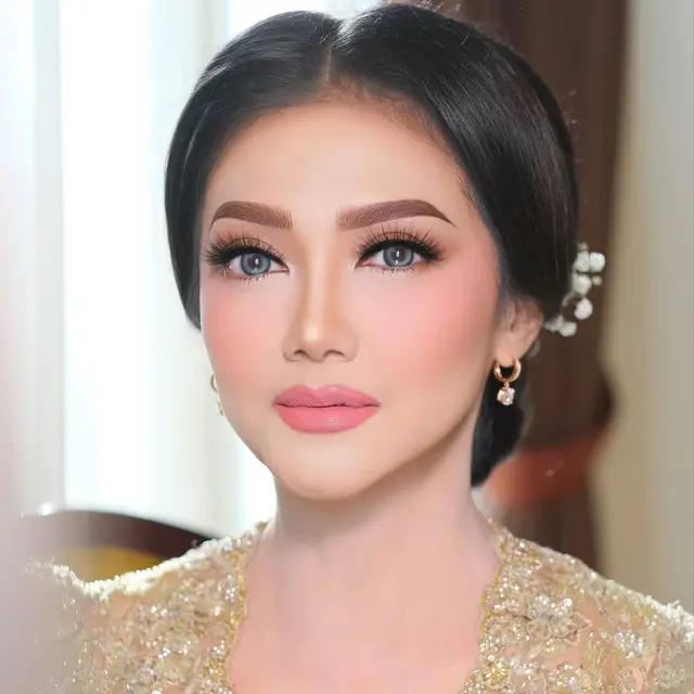 Potret Dulu dan Kini Bella Saphira yang Cantik Awet Muda/Instagram @bellasaphiraofficial