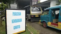 Saat razia kendaraan digelar, sopir angkot di Purwakarta tidak ada satupun yang membawa STNK. (Liputan6.com/Abramena)