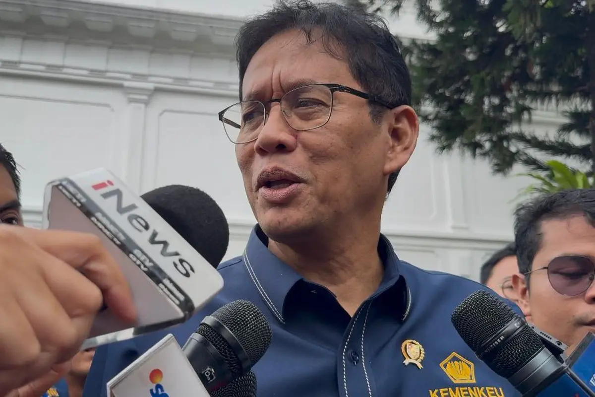 Menteri Keuangan Purbaya Yudhi Sadewa di Kompleks Istana Kepresidenan Jakarta. Purbaya datan ke Istanandengan sejumlah menteri. (Istimewa)