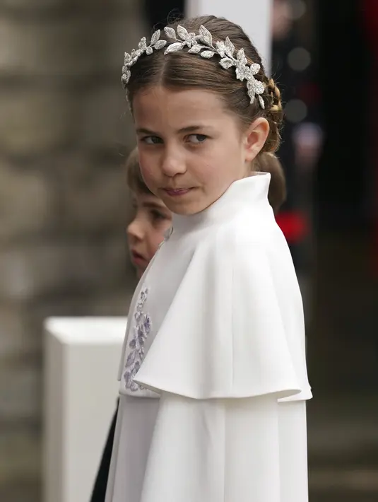Putri dari Pangeran dan Putri Wales ini memiliki tampil mempesona di Penobatan sang kakek. (Andrew Milligan/Pool via AP)